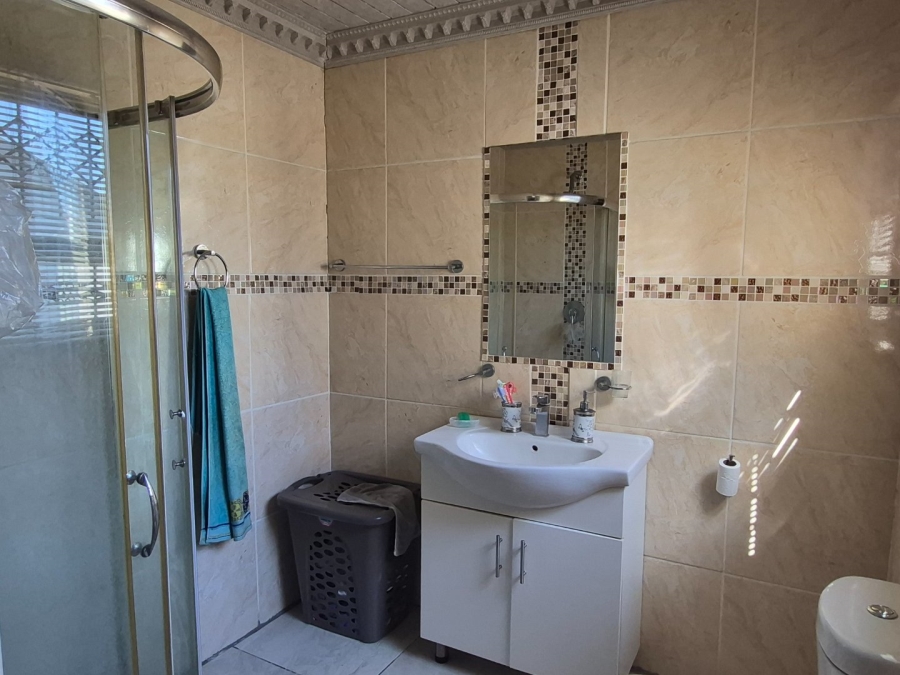 3 Bedroom Property for Sale in Kwadwesi Eastern Cape